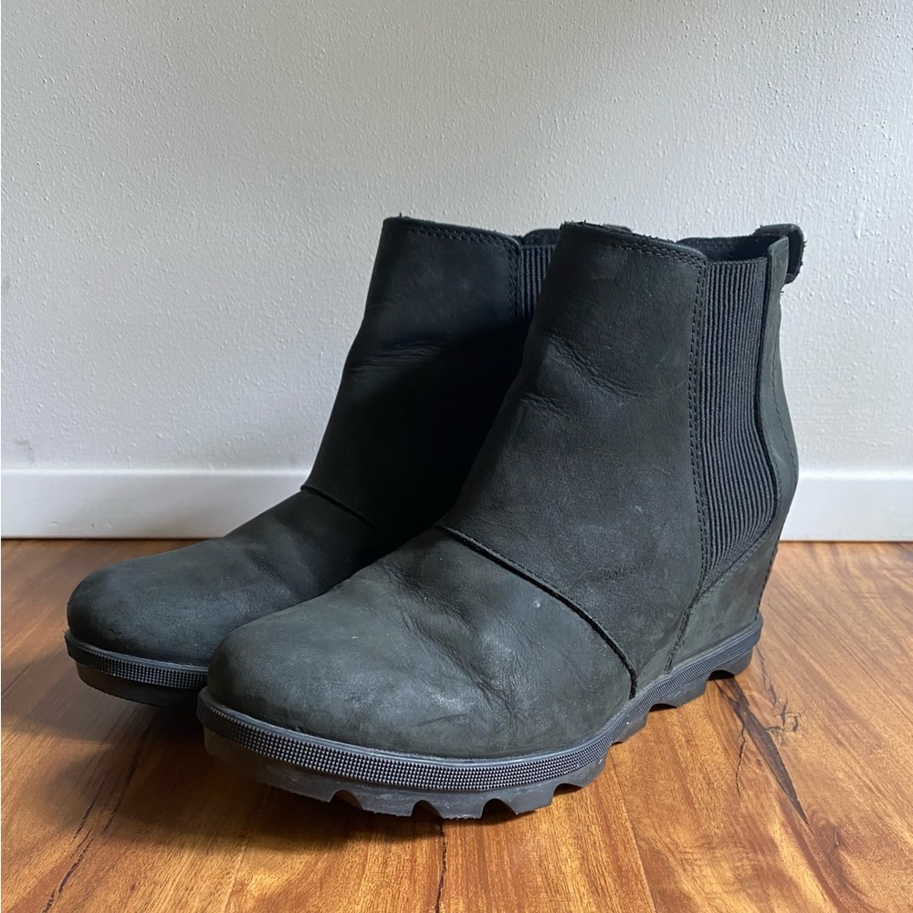 SOREL Joan of Arctic Suede Booties